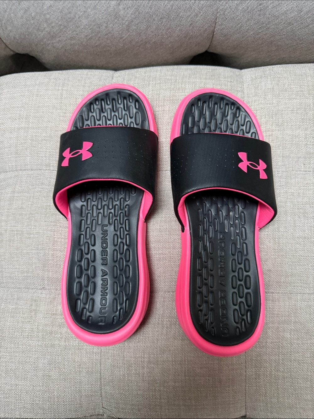 Under Armour women Black Slide Sandals with Pink Accents